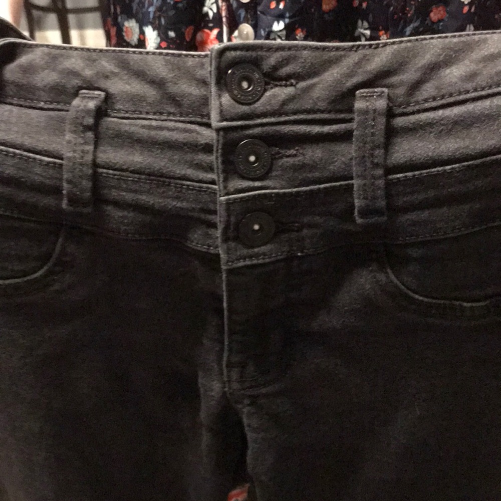 Jeans - Picture 2 of 2
